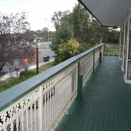 Miranda Lodge Canberra Bagian luar foto