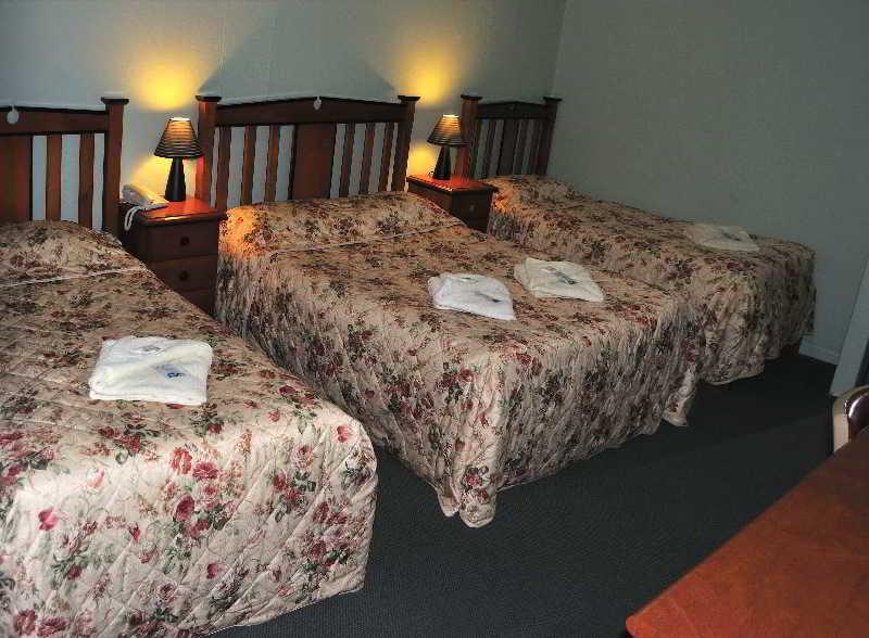 Miranda Lodge Canberra Bagian luar foto